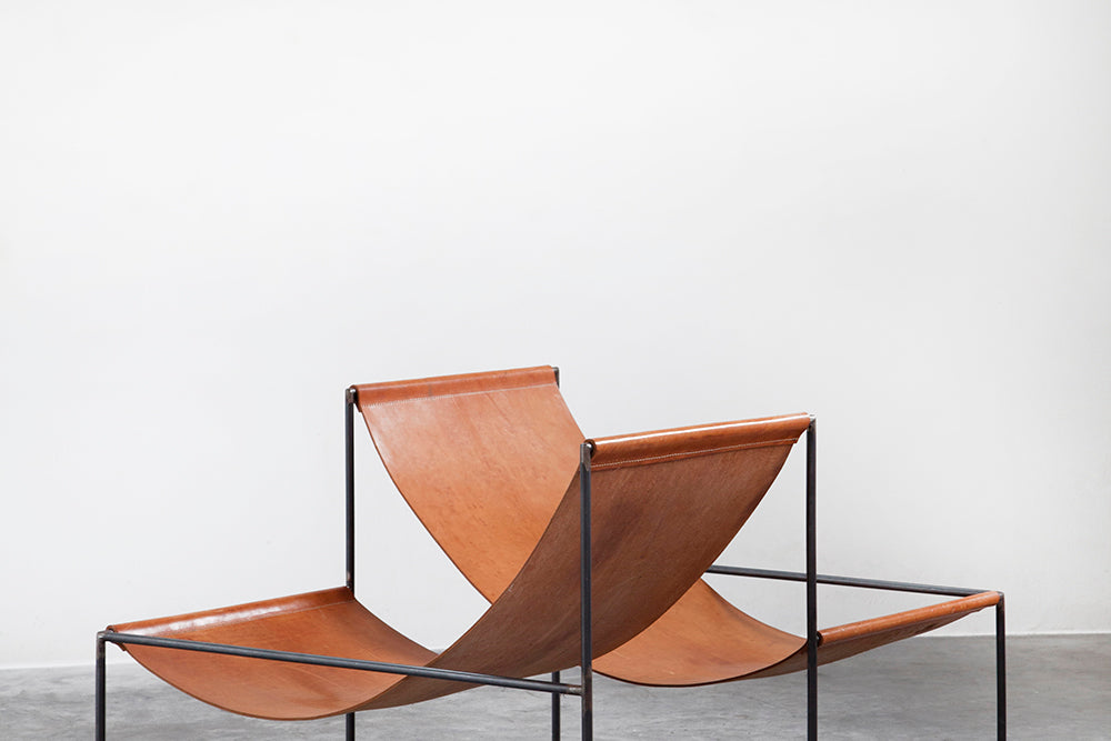 crossed double seat