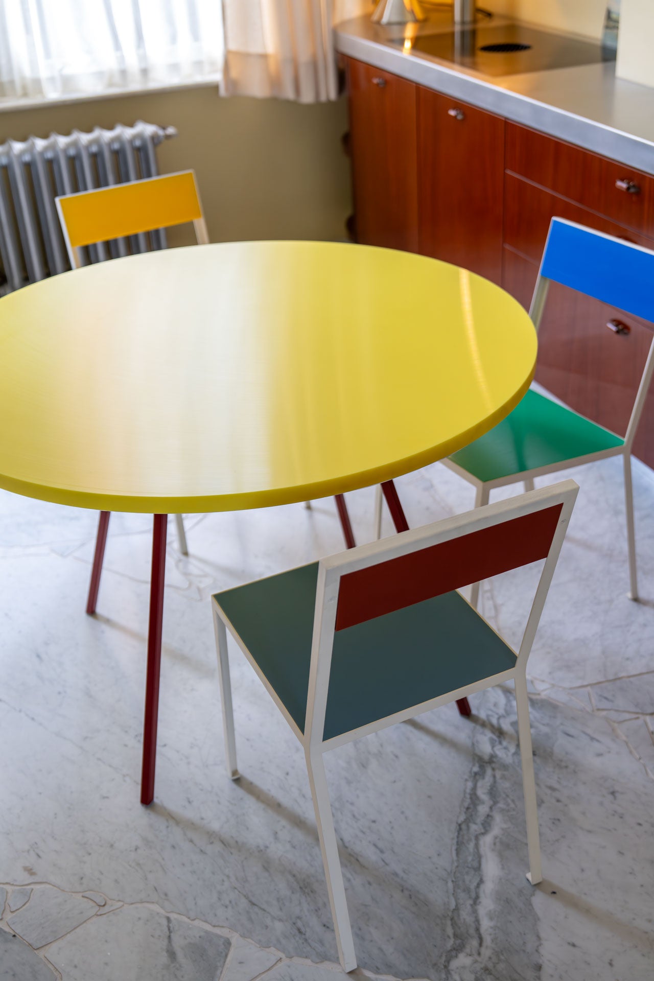 round table