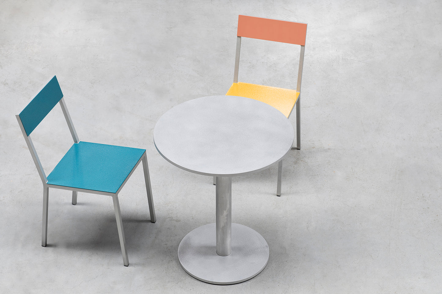 round table S