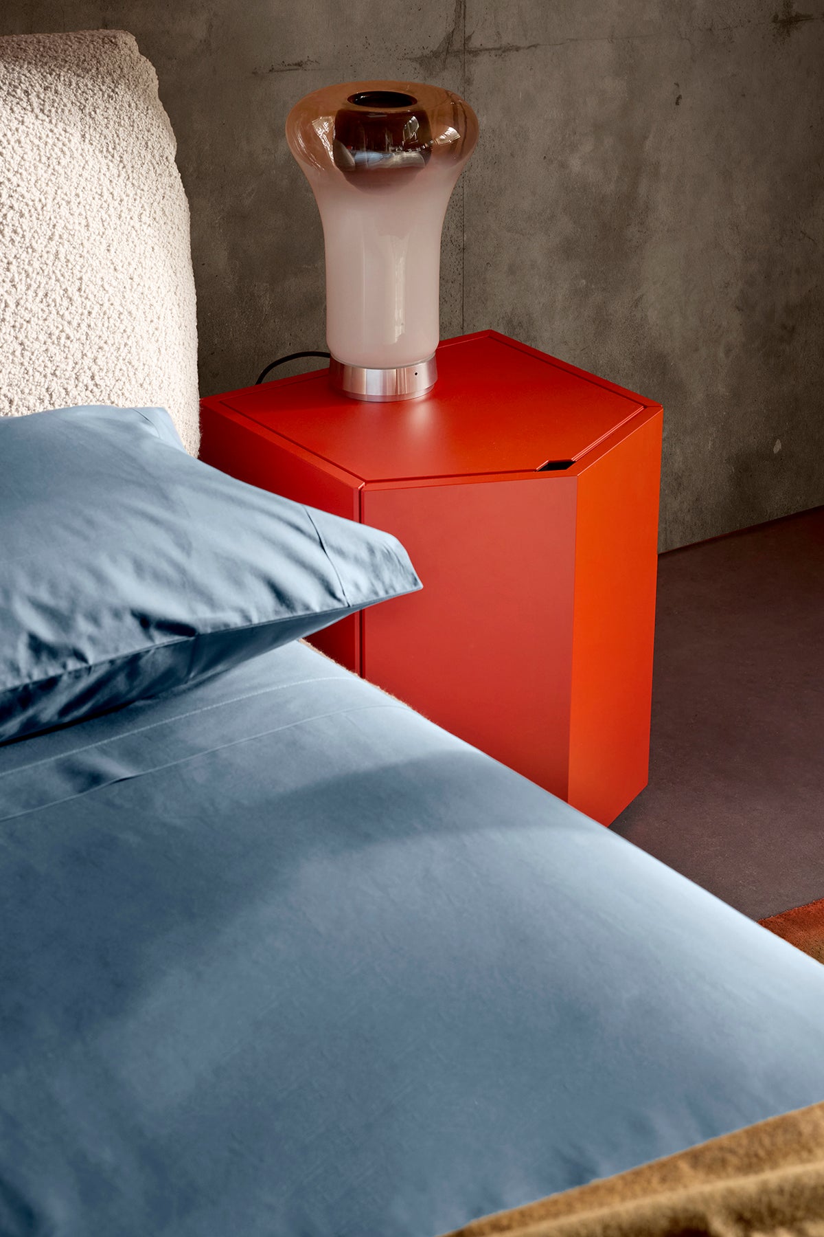 Z24 nightstand