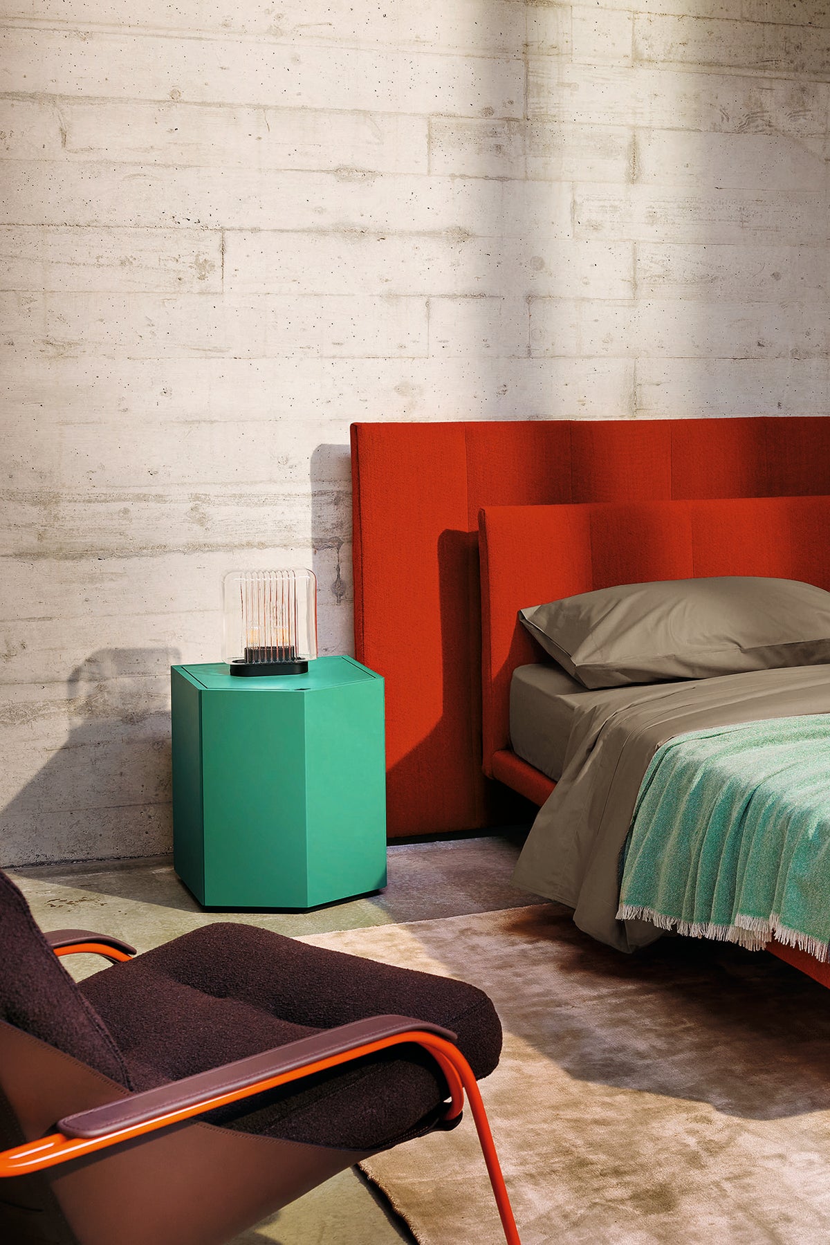 Z24 nightstand