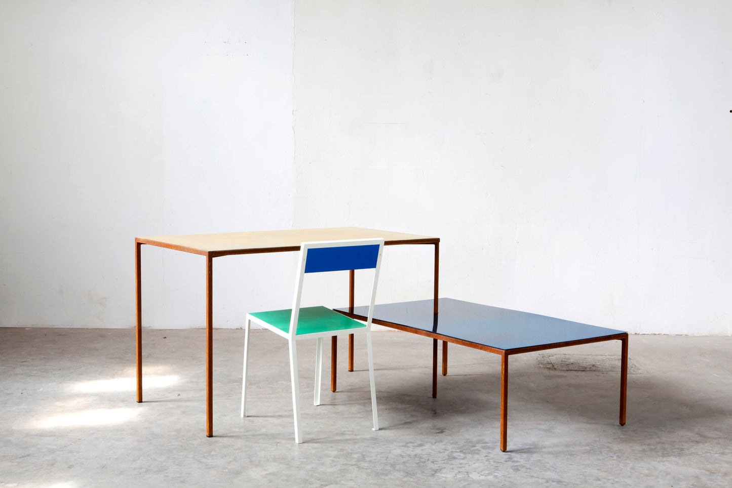 table + low table